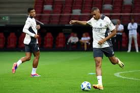 们在守备上 们在守备上